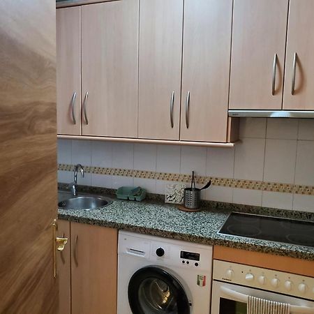 Апартаменты Apartamento Con Parking Gratis En El Centro De Малага Экстерьер фото