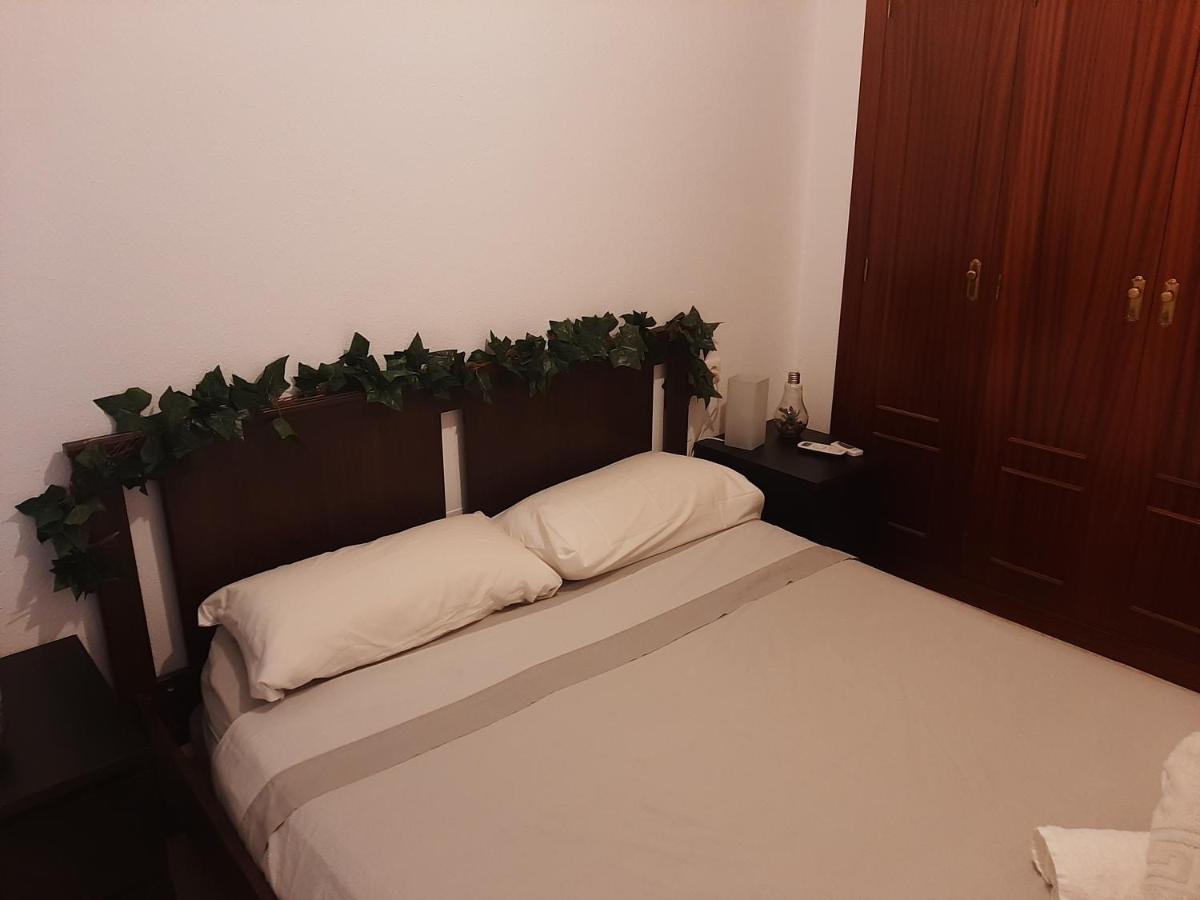 Апартаменты Apartamento Con Parking Gratis En El Centro De Малага Экстерьер фото