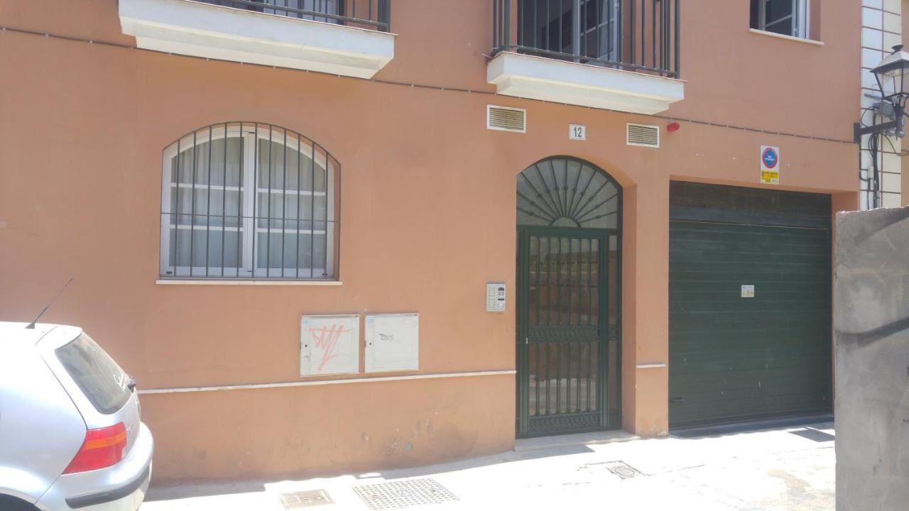 Апартаменты Apartamento Con Parking Gratis En El Centro De Малага Экстерьер фото