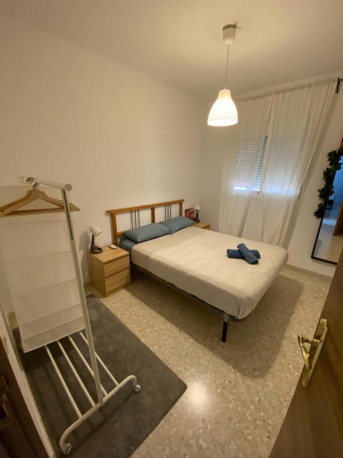 Апартаменты Apartamento Con Parking Gratis En El Centro De Малага Экстерьер фото