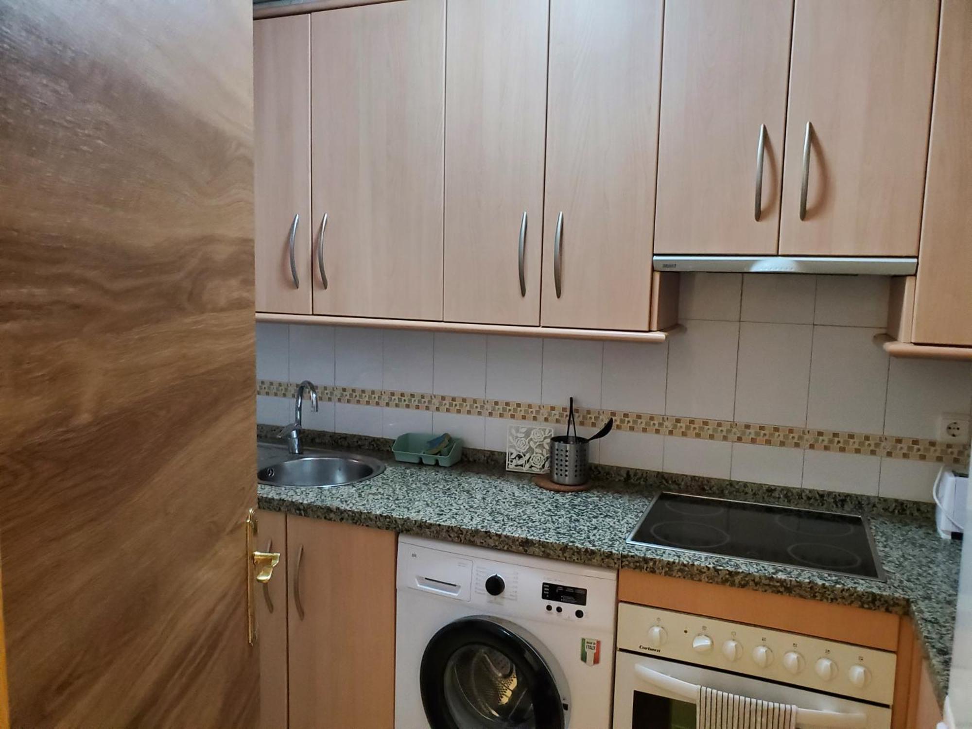 Апартаменты Apartamento Con Parking Gratis En El Centro De Малага Экстерьер фото