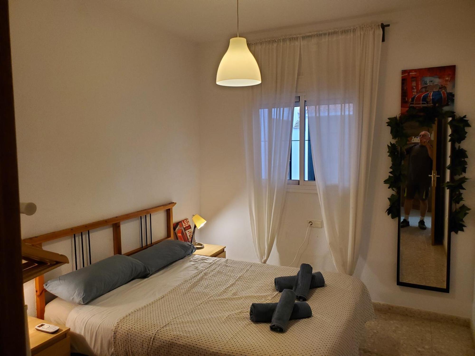 Апартаменты Apartamento Con Parking Gratis En El Centro De Малага Экстерьер фото