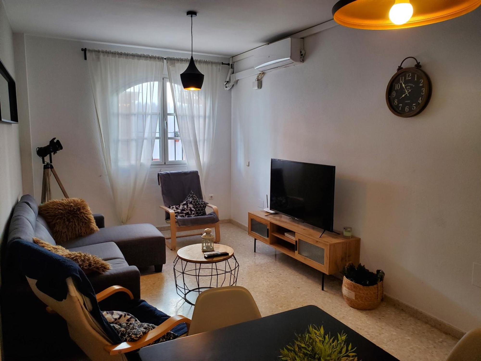 Апартаменты Apartamento Con Parking Gratis En El Centro De Малага Экстерьер фото